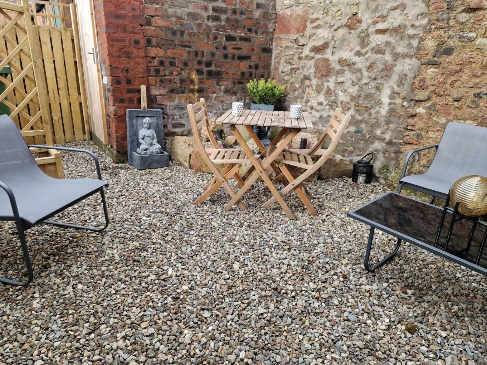 Grange8 Luxury Snug & Courtyard In Blairgowrie Apartment Blairgowrie and Rattray Exterior photo